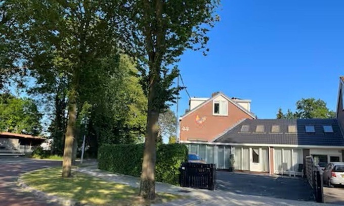 Lijnden Apartamento | Nice Apartment in Lijnden, located next to Amsterdam