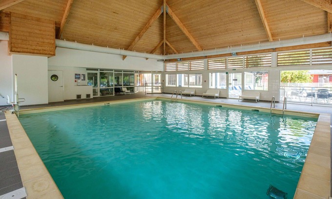 Saumur Casa | Bonito apartamento en villa para 3 personas con internet, piscina, TV, terraza y mascotas permitida
