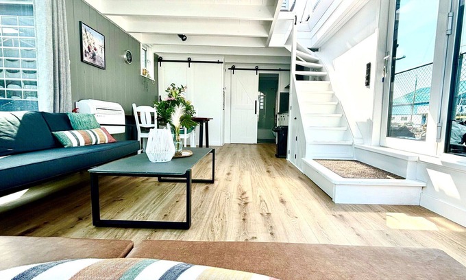 Woudsend Casa | Precioso apartamento en villa para 4 personas con WIFI y patio