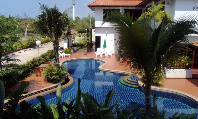 Rayong Apartamento | Bonito apartamento de 2 habitaciones, clara y bien orientada