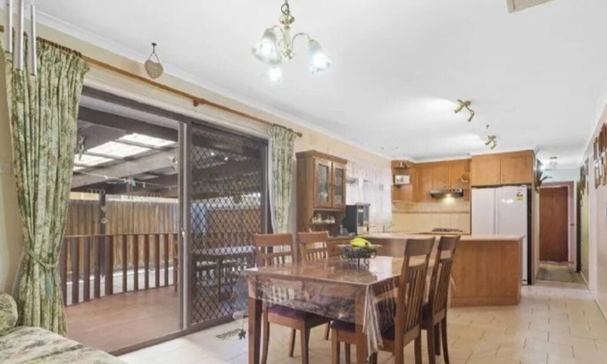 Endeavour Hills Casa | Nice Family home