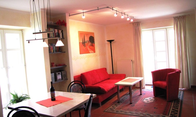 Kreptitz Apartamento | Enviar apartamento en la planta baja; propio acceso y terraza; barbacoa; 400 ma la playa