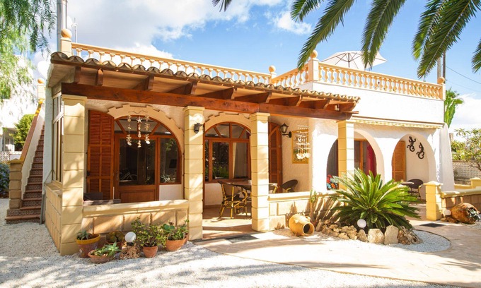 Son Servera Casa | Bonita casa de vacaciones con jardín mediterráneo en Cala Millor