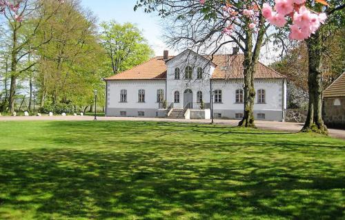 Vallakra Casa | Nice Home In Ekeby With Wifi