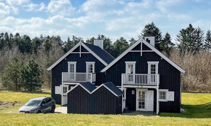 Gjern Casa | Nice home in Gjern with sauna