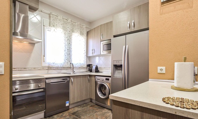 Navaluenga Casa | Alojamiento de 6 habitaciones en Navaluenga