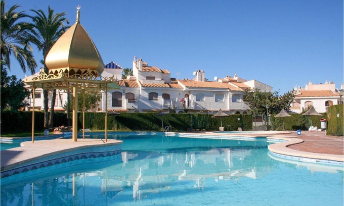 Los Arenales del Sol Casa | Nice Home In Santa Pola With Wifi