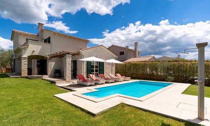Lasici Casa | Bonita casa en Vizinada
