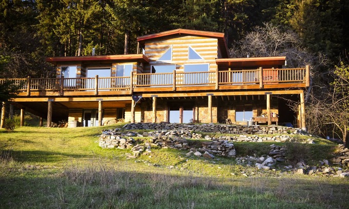 Thompson Falls Casa | Hermoso Retiro de River View