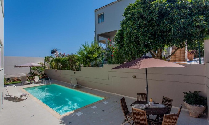 Kato Galatas Apartamento | Nicol's Estate