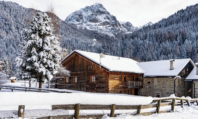 Sant'Antonio di Mavignola Apartamento | Nido del Brenta: spacious and charming chalet with 3 bedrooms and 3 bathrooms