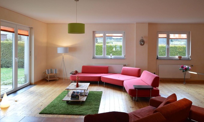 Hellenthal Casa | Moderna casa de vacaciones en Hellenthal con sauna