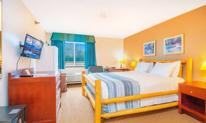 Nisswa Cama Y Desayuno | Nisswa Hotel & Suites – 2 Bedroom King + Double Queen #118