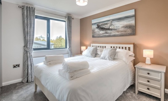 Mary Tavy Casa | No 31 Foxglove Lodge with Hot Tub