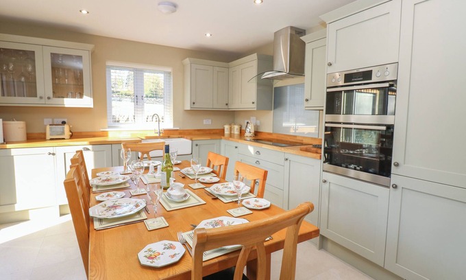 West Witton Cabaña | No.8 Cairn Cottage