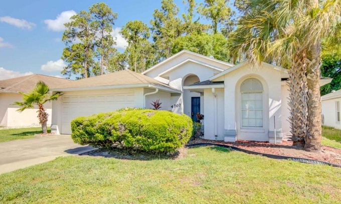 Windward Cay Casa | No Rear Neighbors - Private Heatable Pool - Windward Cay - Minutes to Restaurants & Disney