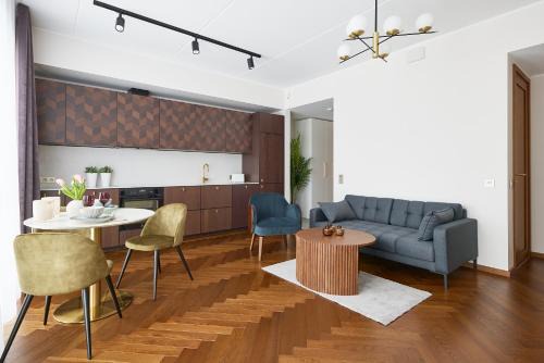 Kalamaja Apartamento | Noblessner Seaside Apartment with Balcony