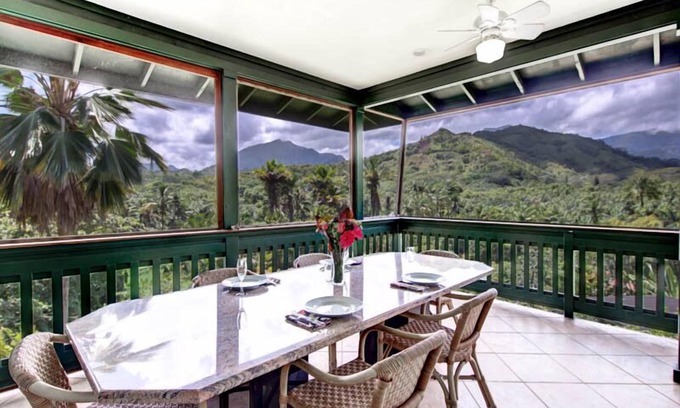 Wainiha Casa | Nohonani - una casa de 1br / 2ba con vistas a la montaña en Wainiha