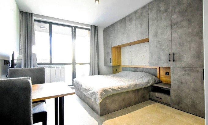 Studentski Grad Apartamento | Nomad Friendly | Washer | Terrace | Parking