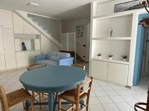 Manfredonia Casa | Nonno Gian