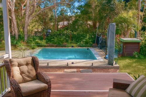 Weyba Downs Casa | Noosa Lake retreat - Stunning Queenslander steps to the lake