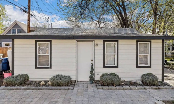 North End Casa | North End Cottage - Walking Distance to Hyde Park - Unbeatable Location