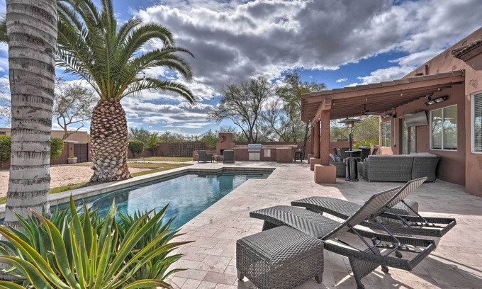 Desert Hills Casa | North Phoenix Desert Gem w/ Yard & Hot Tub!
