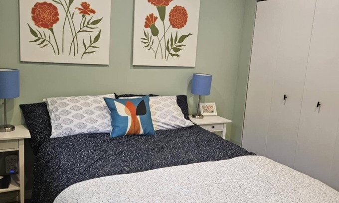 Grand Boulevard Apartamento | North Van Oasis: Hike Bike Ski!