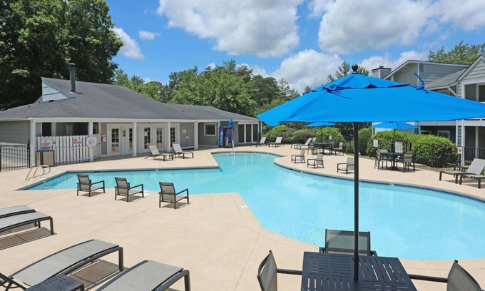 Winston - Salem Apartamento | NorthcliffeForest 2BD 2