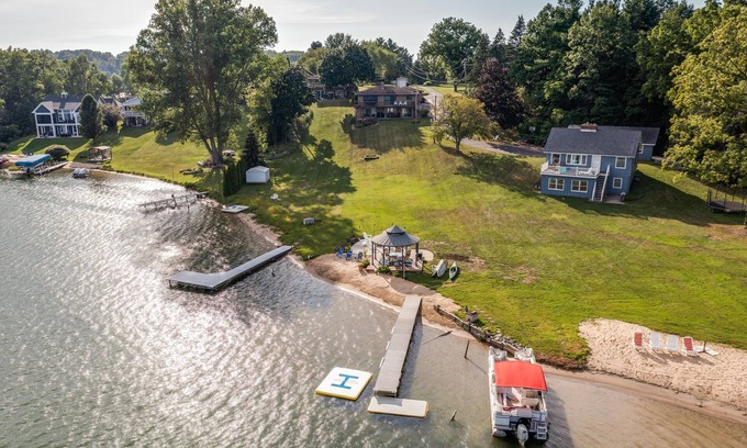 Lowell Casa | Northern Michigan Feel. Close to home appeal.