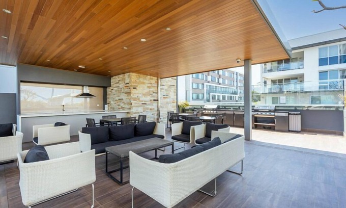South Perth Apartamento | Modern luxury apartment with pool, gym, sauna. 160m to Swan River Foreshore
