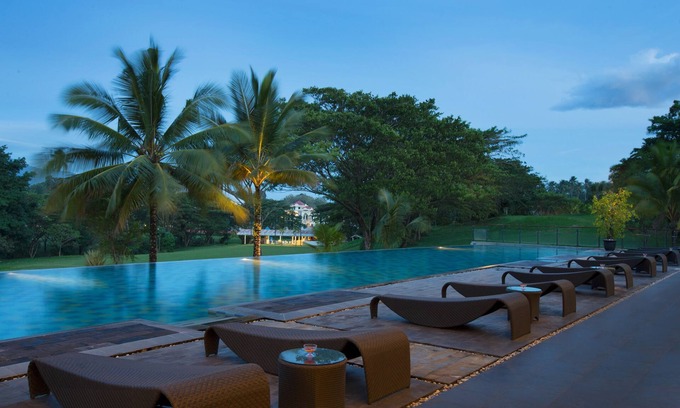 Grand Kawanua International City Hotel | Novotel Manado Golf Resort & Convention Center