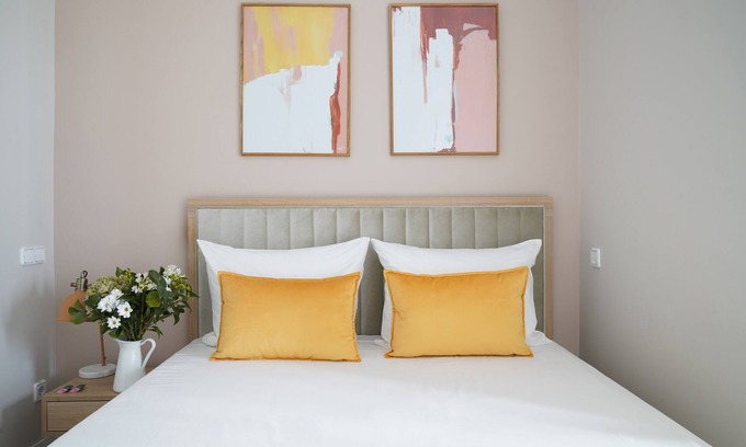 Cortes Apartamento | Numa Madrid Script