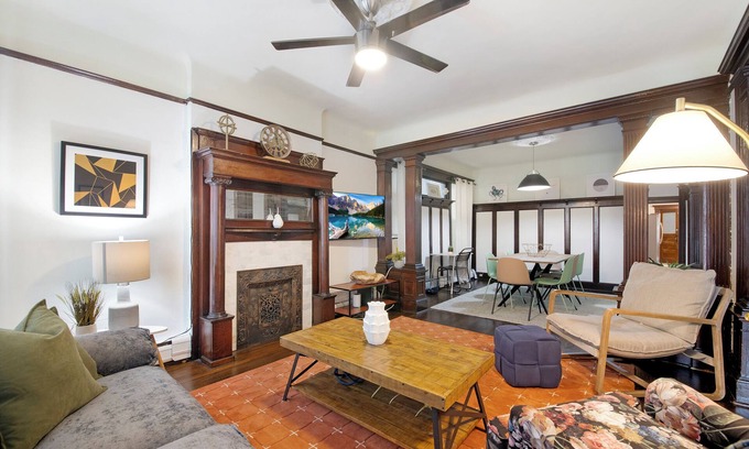 West Side Apartamento | NYC in Minutes Value Stay Jersey City Retreat The Vic