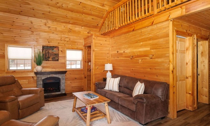 Bethlehem Cabina | Oak Premier: Family Rustic Log Cabin
