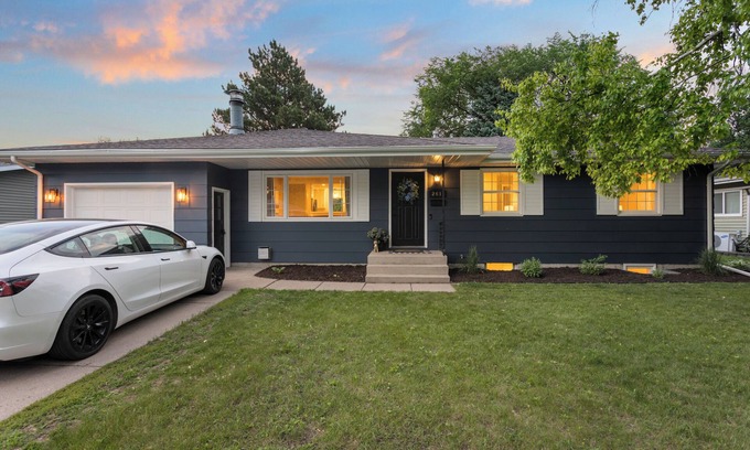 Grand Forks Casa | Oak Street Haven: Remodeled 3BR Near Grand Forks' Best Spots