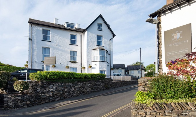 Bowness-on-Windermere Hotel | Oakbank at The Angel Inn