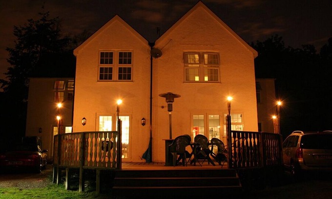 Gatwick Casa | Oakhurst Gatwick