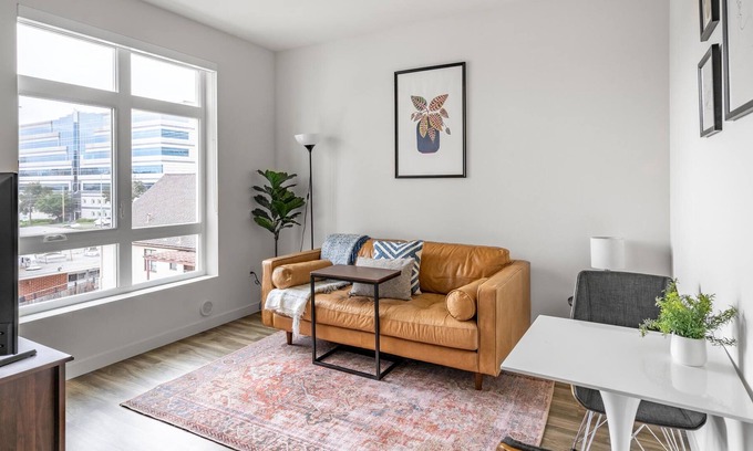 Oakland Ave - Harrison St Apartamento | Oakland 1BR with Modern Furnishings Near BART