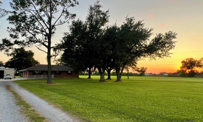 Kraemer Casa | Oaks & Acreage! Comfortable home on 8.5 acres