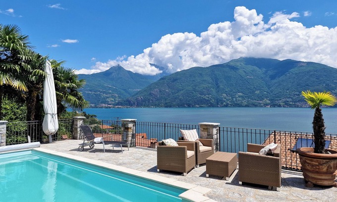 San Siro Casa | Oasi Ulivi holiday home with pool on Lake Como