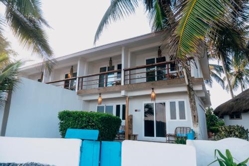 Cape Coast Complejo | Oasis beach resort