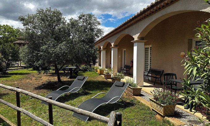 Boutenac Cama Y Desayuno | Oasis Des Corbières