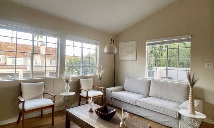 Rancho Bernardo Condominio | Oasis In Rancho Bernardo