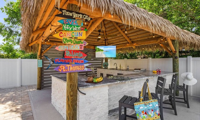 Cypress Lakes Estates Casa | Ocean Blue - Luxurious 4BR home w/heated pool