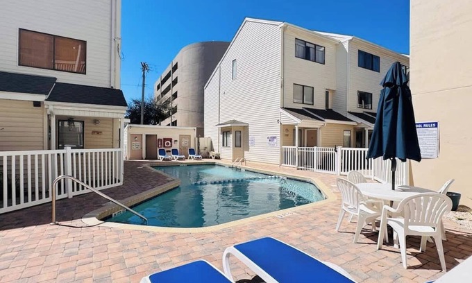 Myrtle Beach Apartamento | Ocean Dunes Villas #15, short walk to the beach