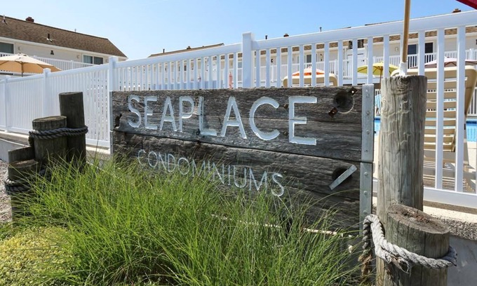 Beach Haven Condominio | Ocean Front Condo. Beach Haven, Pool. Beach Badges. WIFI. Ocean views.148896
