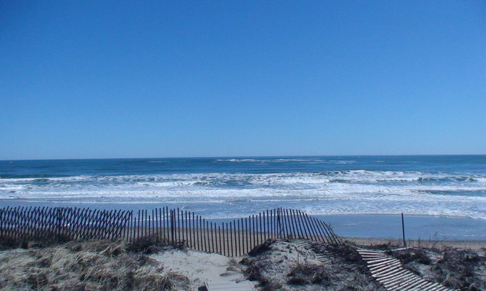 Salisbury Casa | Ocean Front Home For Rent