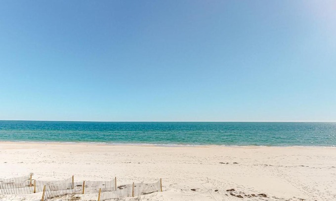 East End Casa | Ocean Mile F-1
