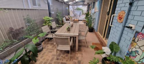 Sinclair Casa | Ocean Street Delight